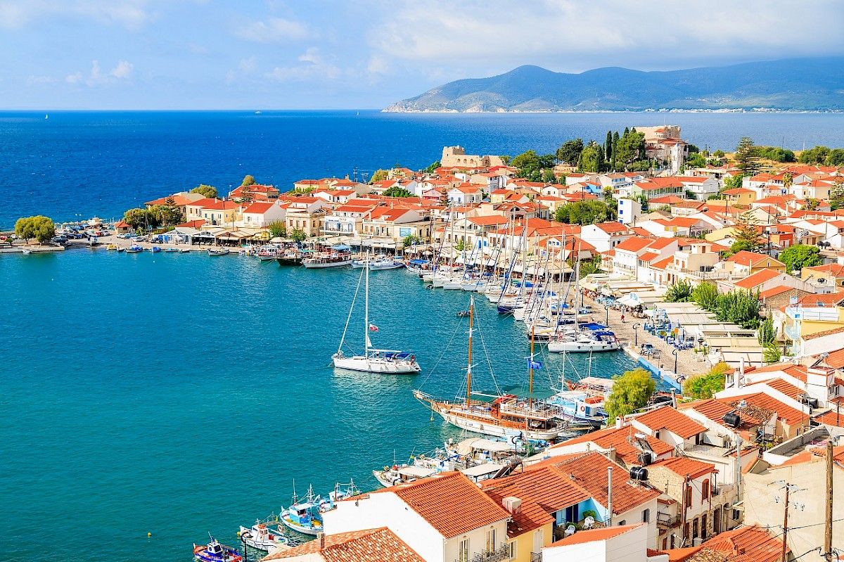 contact-yachts-210310-023170-001