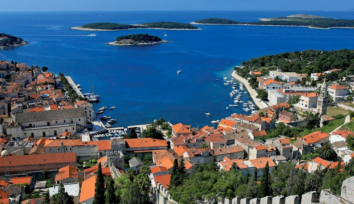 contact-yachts-210310-023221-001