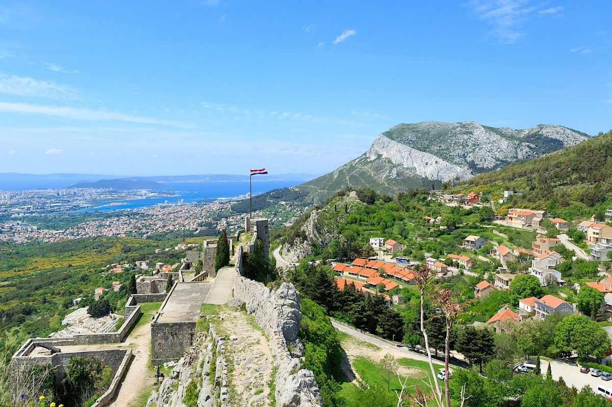 contact-yachts-210310-023354-001