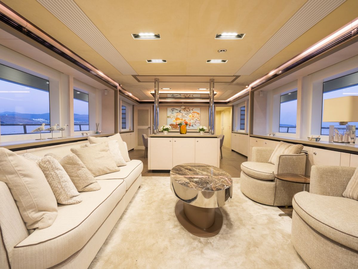 contact-yachts-240422-112031_0036