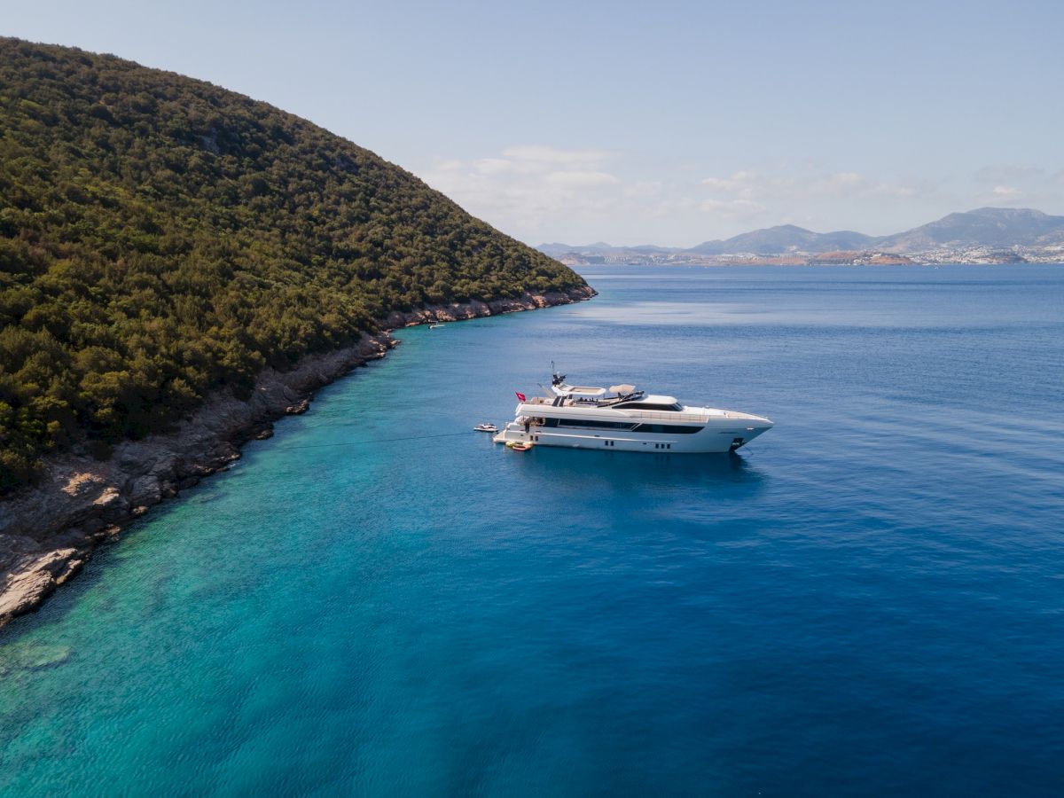 contact-yachts-240422-112031_0039