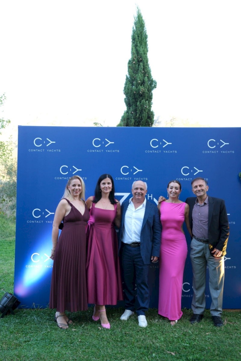 contact-yachts-251009-101406_0009
