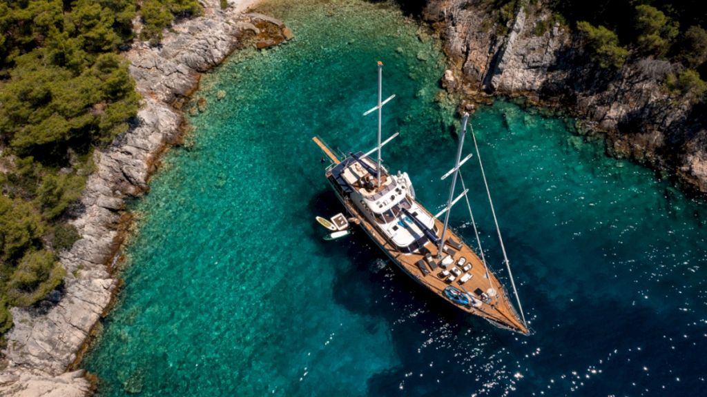 contact-yachts-alba_0035