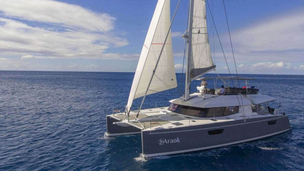 contact-yachts-araok_0010