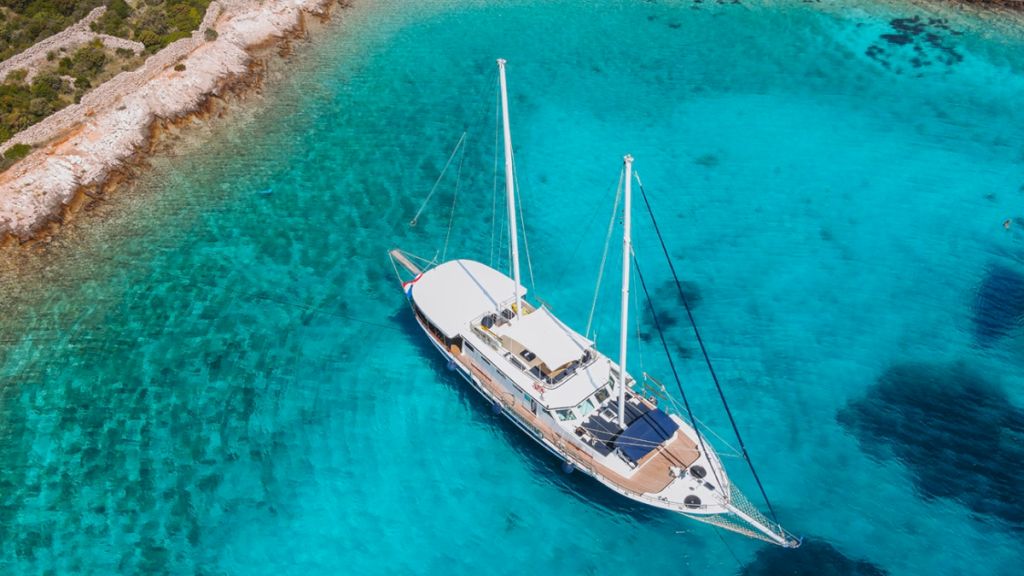 contact-yachts-aurum_0031