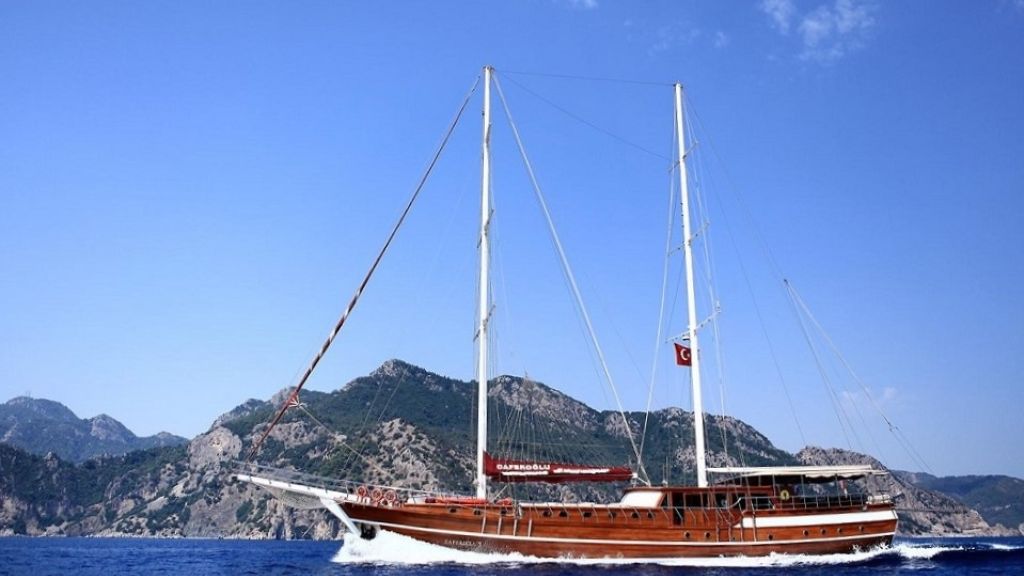 Luxury gulet yacht CAFEROGLU 7 for rent in Turkey and Greece with Contact Yachts