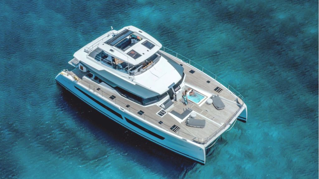 contact-yachts-d2_0001