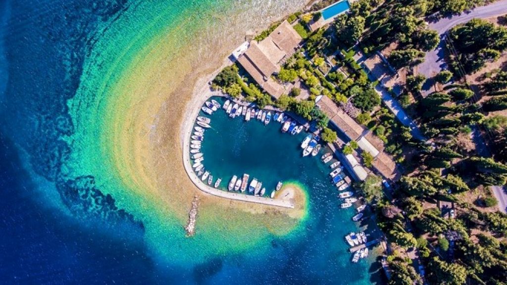 Beautiful yacht charter destinations in Greece  for summer family vacation