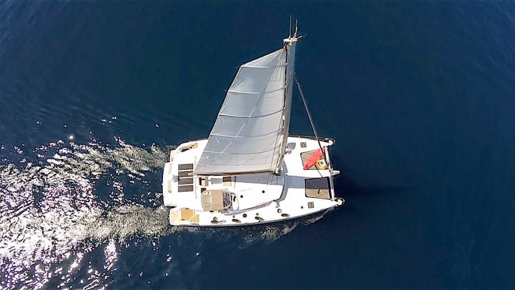 Катамаран HIGH JINKS в аренду в Греции от компании Contact Yachts