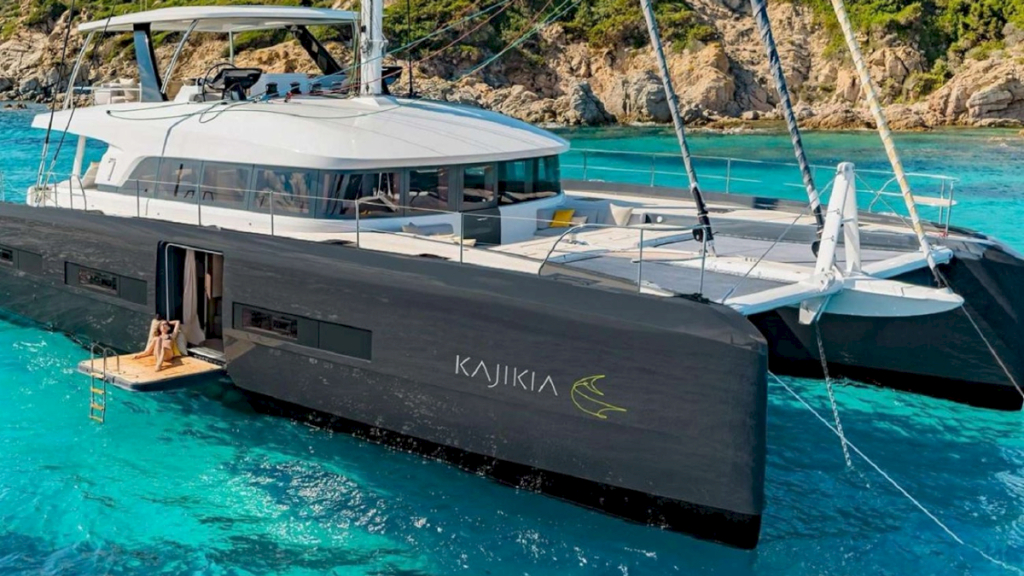 contact-yachts-kajikia_0001