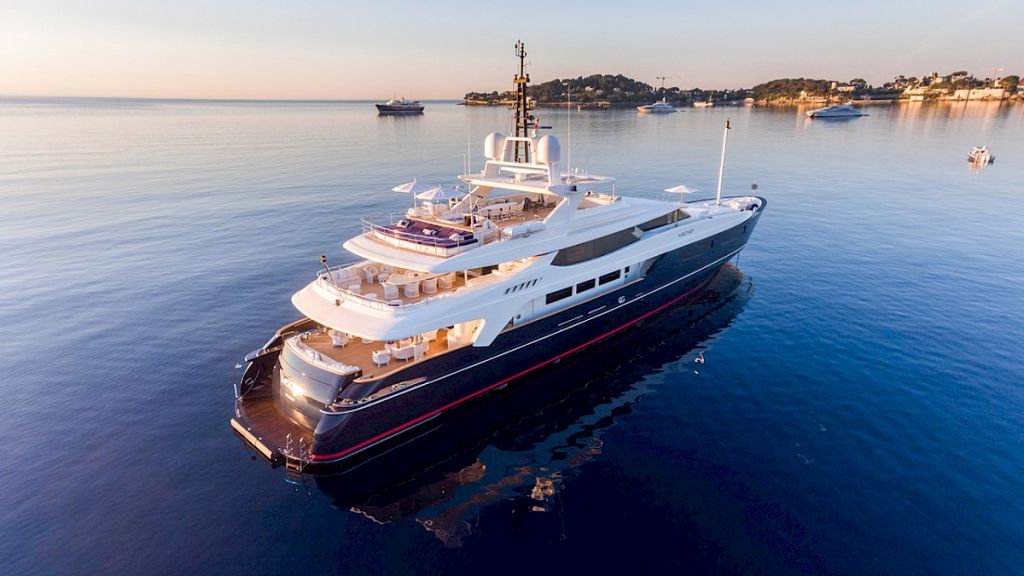 Mega yacht MISCHIEF for rent in Italy, France, Greece, Turkey - Contact Yachts