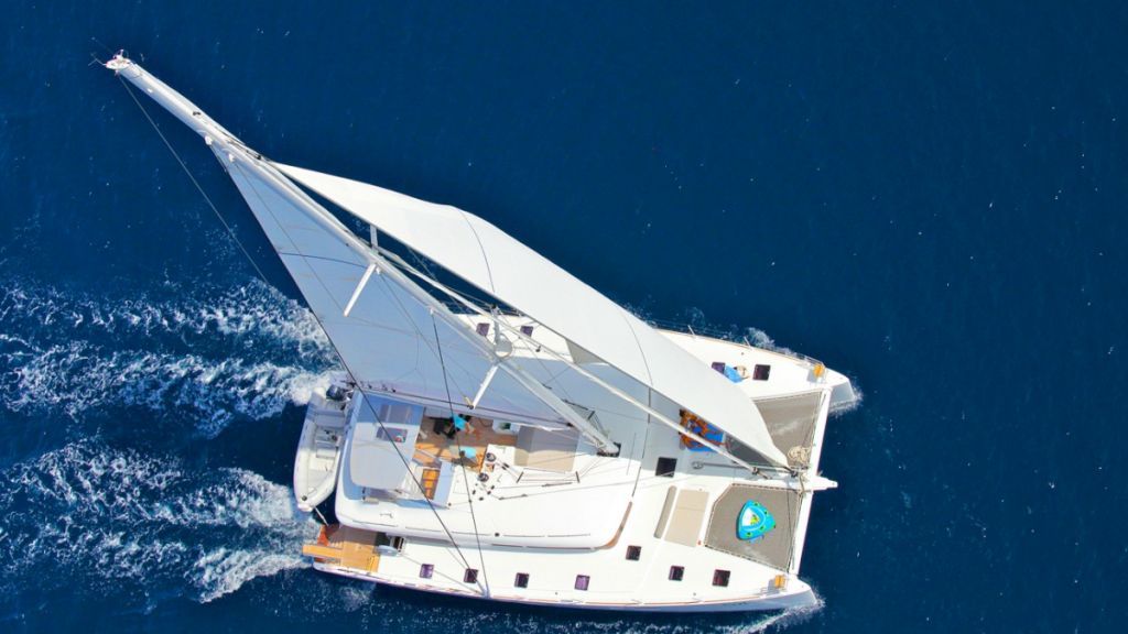 contact-yachts-nova_0001