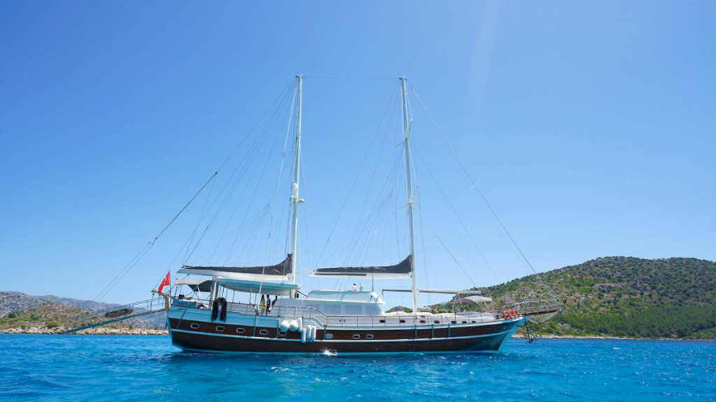 contact-yachts-prenses-esila_0004