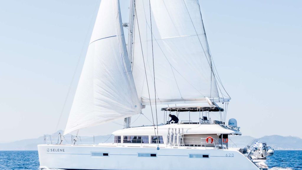 contact-yachts-selene_0013