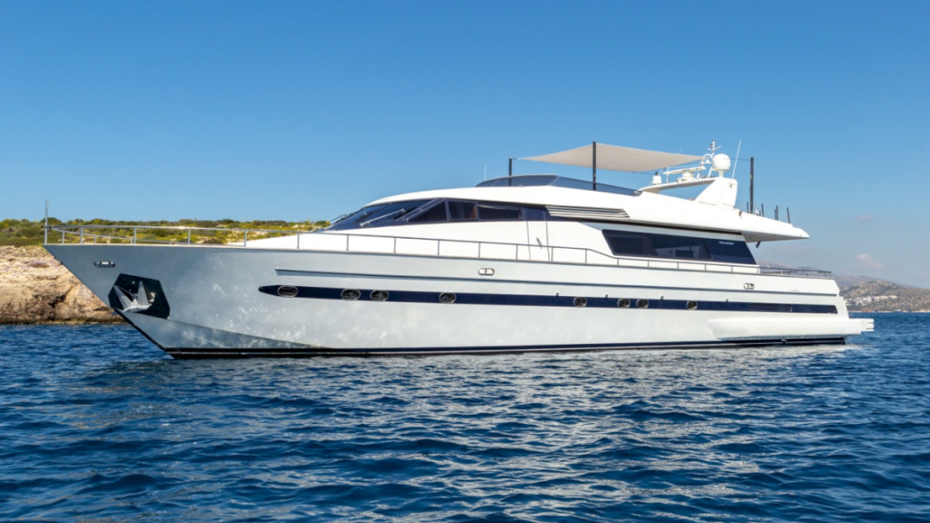 contact-yachts-the-bird_0013