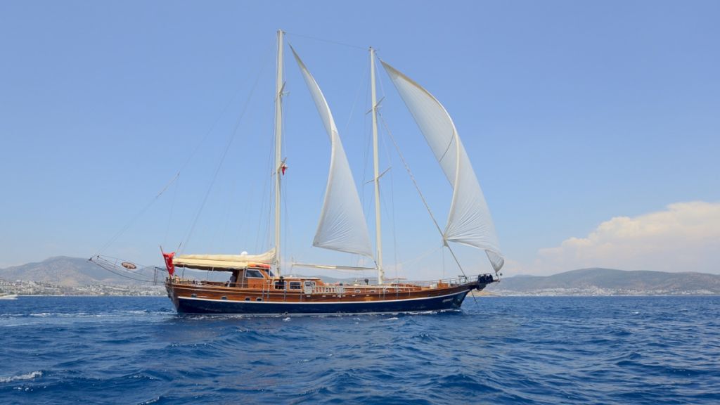 contact-yachts-zephyria-ii_0003