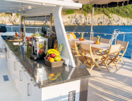 contact-yachts-mystique_0013