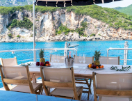 contact-yachts-mystique_0016