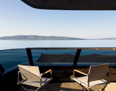 contact-yachts-amber-one_0020