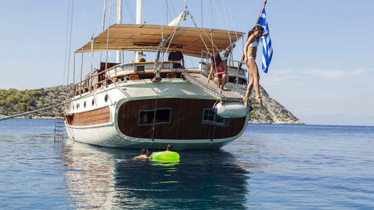 erato yacht greece